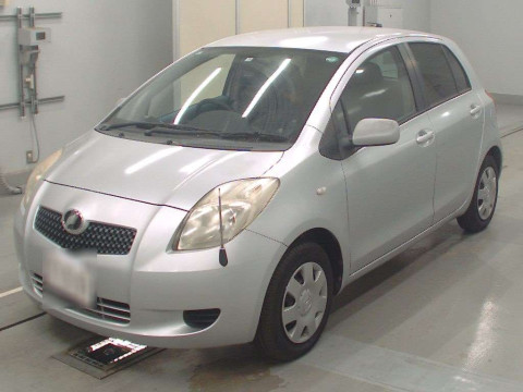 2005 Toyota Vitz SCP90[0]