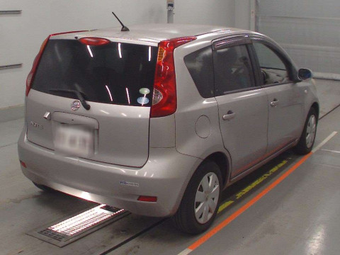 2010 Nissan Note E11[1]