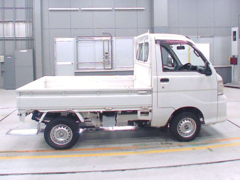 2007 Daihatsu Hijet Truck S200P[2]