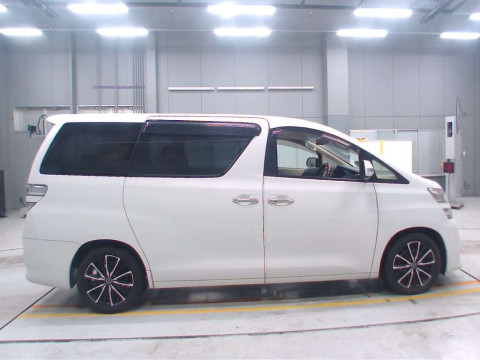 2014 Toyota Vellfire ANH20W[2]