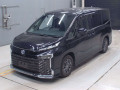 2022 Toyota Voxy