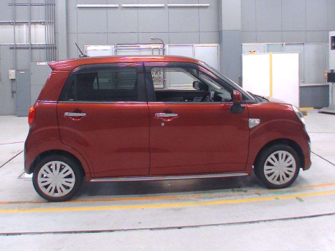 2016 Daihatsu Cast LA250S[2]