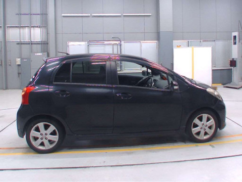 2009 Toyota Vitz NCP91[2]