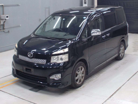 2011 Toyota Voxy ZRR70W[0]