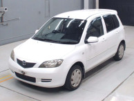 2004 Mazda Demio