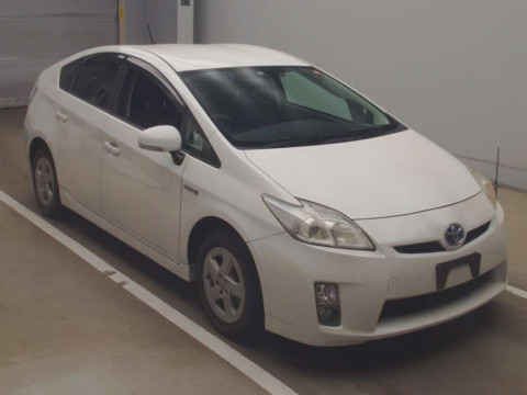 2009 Toyota Prius ZVW30[2]