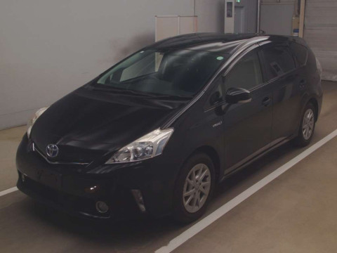 2013 Toyota Prius alpha ZVW41W[0]