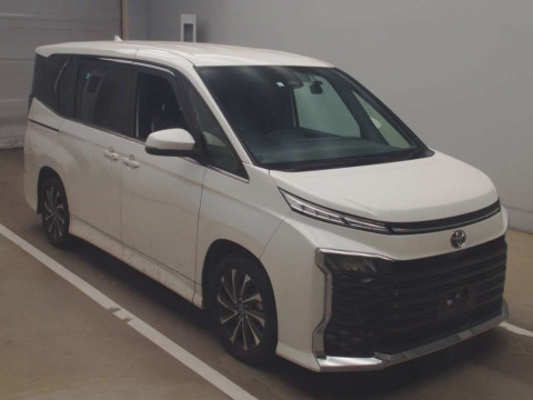 2023 Toyota Voxy MZRA90W[2]