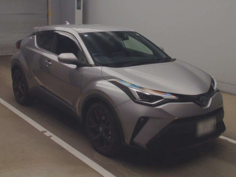 2020 Toyota C-HR ZYX11[2]