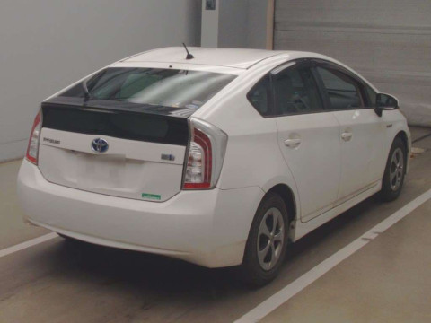 2012 Toyota Prius ZVW30[1]