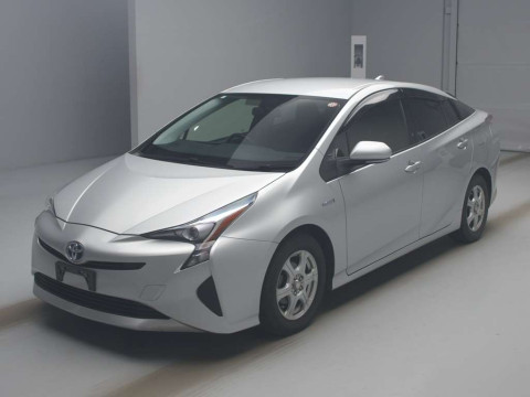 2016 Toyota Prius ZVW50[0]