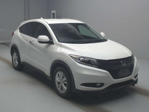 2016 Honda VEZEL RU1[2]