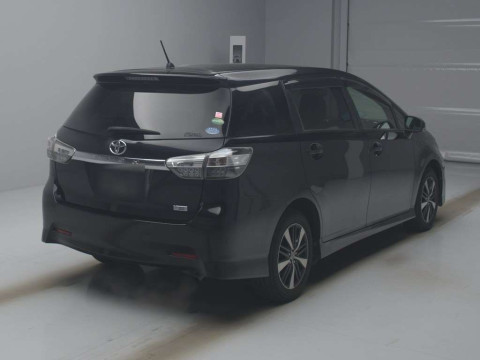 2013 Toyota Wish ZGE20W[1]