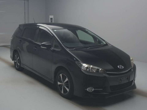 2013 Toyota Wish ZGE20W[2]