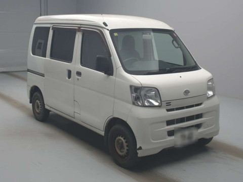 2015 Daihatsu Hijet Cargo S321V[2]