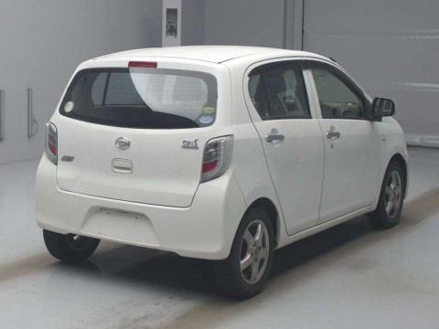 2013 Daihatsu Mira es LA300S[1]