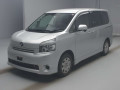 2010 Toyota Voxy