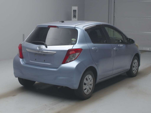 2012 Toyota Vitz NSP130[1]