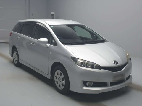 2011 Toyota Wish ZGE25G[2]