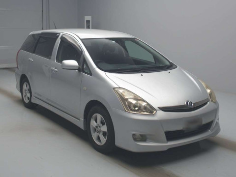 2007 Toyota Wish ZNE10G[2]