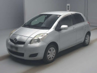 2010 Toyota Vitz