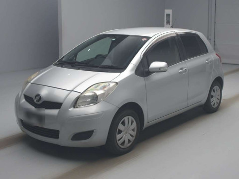 2010 Toyota Vitz SCP90[0]