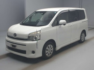 2011 Toyota Voxy