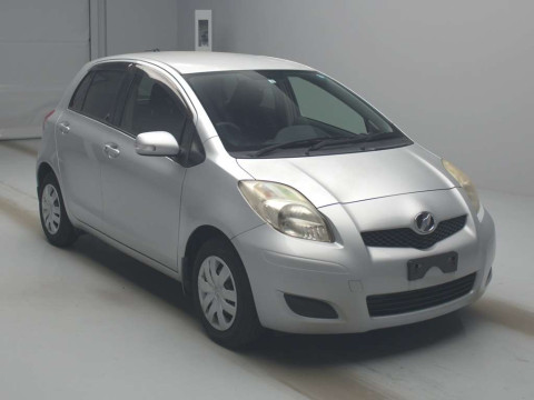 2009 Toyota Vitz KSP90[2]