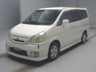 2004 Nissan Serena