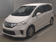 2012 Honda Freed hybrid