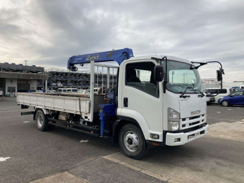 2010 Isuzu Forward FRR90S1[2]