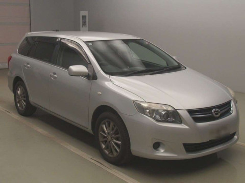 2010 Toyota Corolla Fielder NZE141G[2]