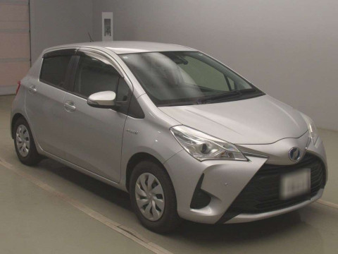 2019 Toyota Vitz NHP130[2]