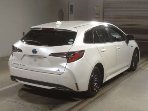 2020 Toyota Corolla Touring Wagon ZWE211W[1]