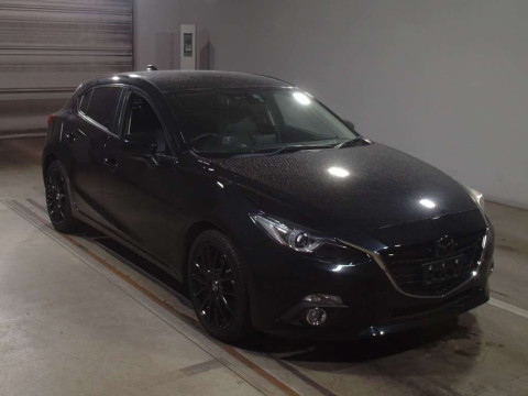 2013 Mazda Axela Sport BMEFS[2]