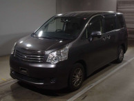 2012 Toyota Noah