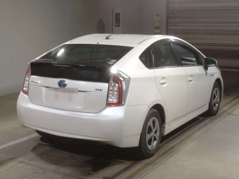 2014 Toyota Prius ZVW30[1]