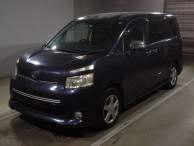 2009 Toyota Voxy