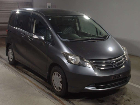 2010 Honda Freed GB3[2]