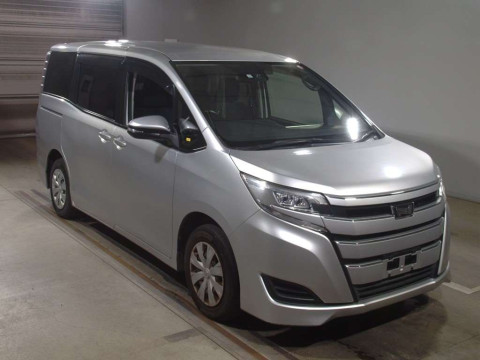 2019 Toyota Noah ZRR80G[2]