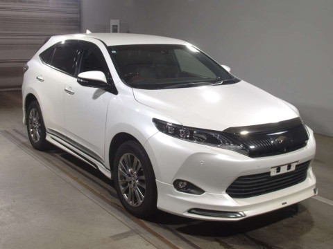 2015 Toyota Harrier ZSU60W[2]