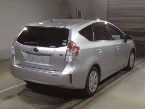 2019 Toyota Prius alpha ZVW40W[1]