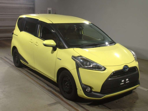 2017 Toyota Sienta NHP170G[2]