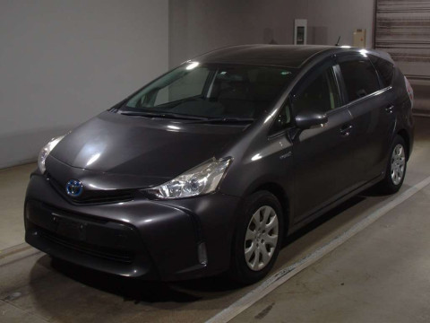 2016 Toyota Prius alpha ZVW41W[0]