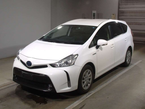 2019 Toyota Prius alpha ZVW41W[0]