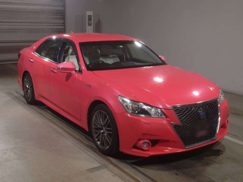 2014 Toyota Crown Hybrid AWS210[2]