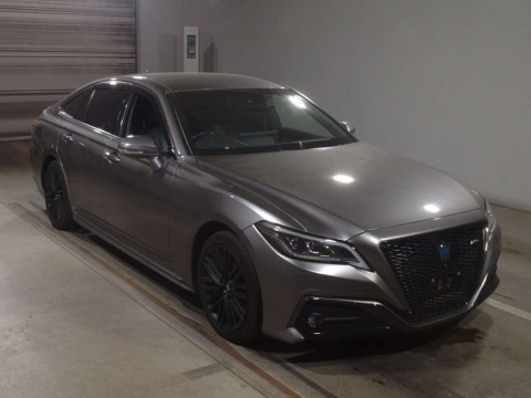 2021 Toyota Crown Hybrid AZSH20[2]