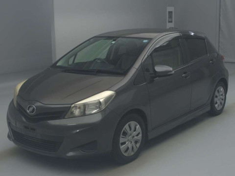 2011 Toyota Vitz NSP130[0]