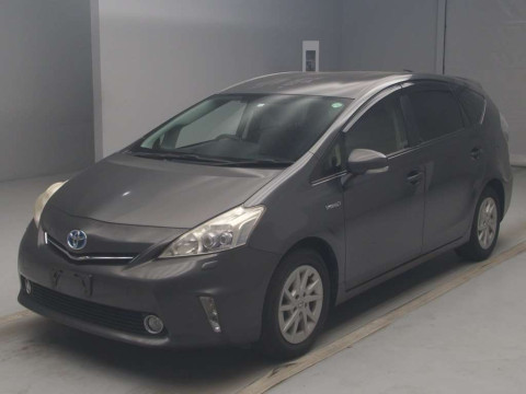 2012 Toyota Prius alpha ZVW41W[0]