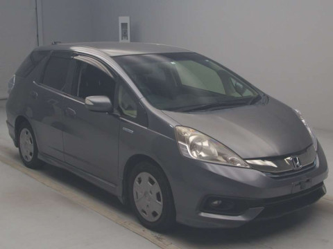 2014 Honda Fit Shuttle Hybrid GP2[2]